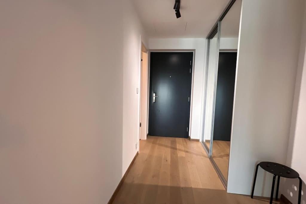 The First Skyscraper In Slovakia Apartment Bratislava Exterior photo